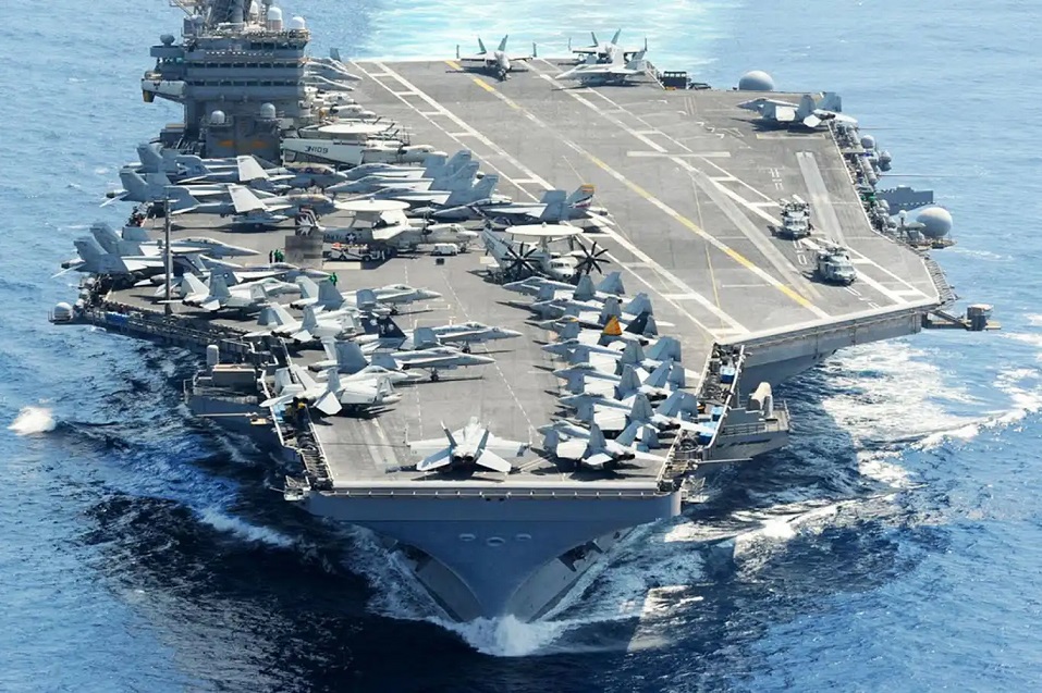 Markabka weyn ee USS Abraham Lincoln.jpg